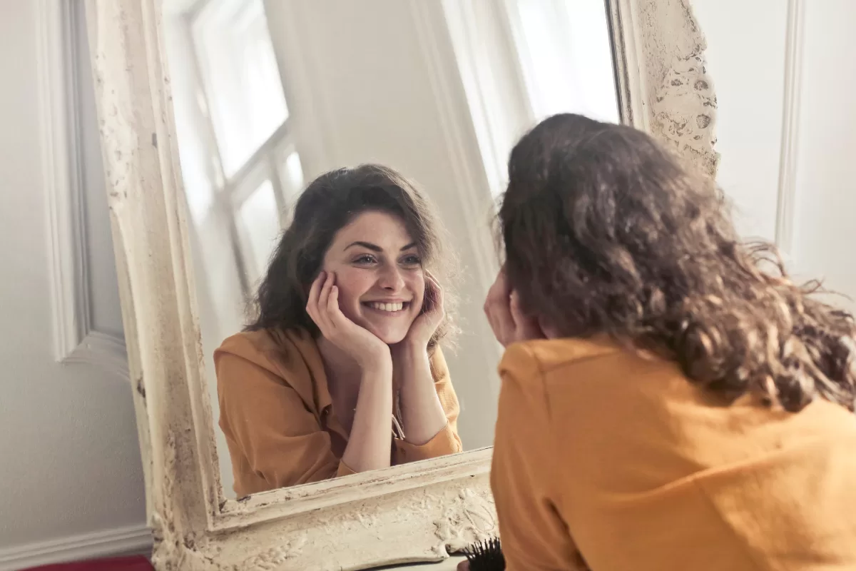 Exercícios de amor-próprio: Rotinas diárias para fortalecer sua identidade.